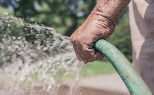 為什么要利用土壤墑情速測儀對土壤水分、溫度進行監測